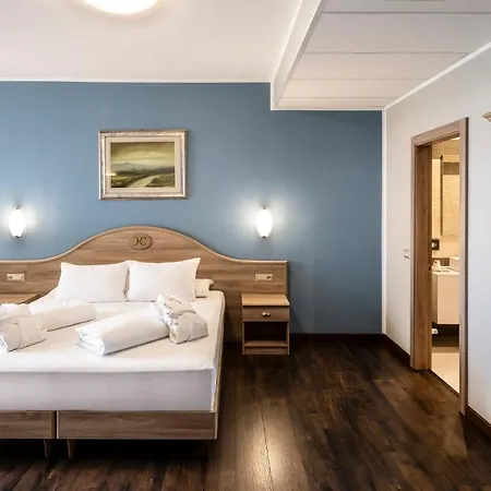 Hotel Caravel 4*