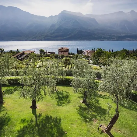 Caravel Hotel Limone sul Garda