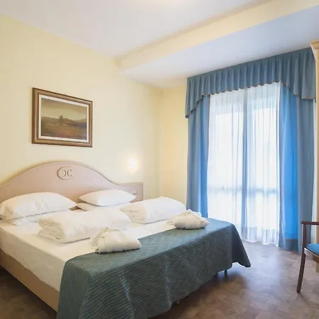 Hotel Caravel 4*
