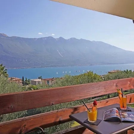 Caravel 4* Limone sul Garda